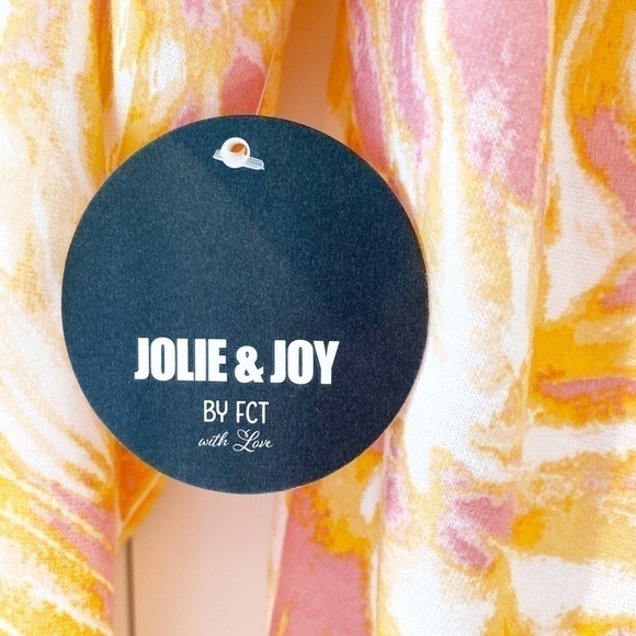 fabulous “love” sweatshirt - Picture 4 of 4